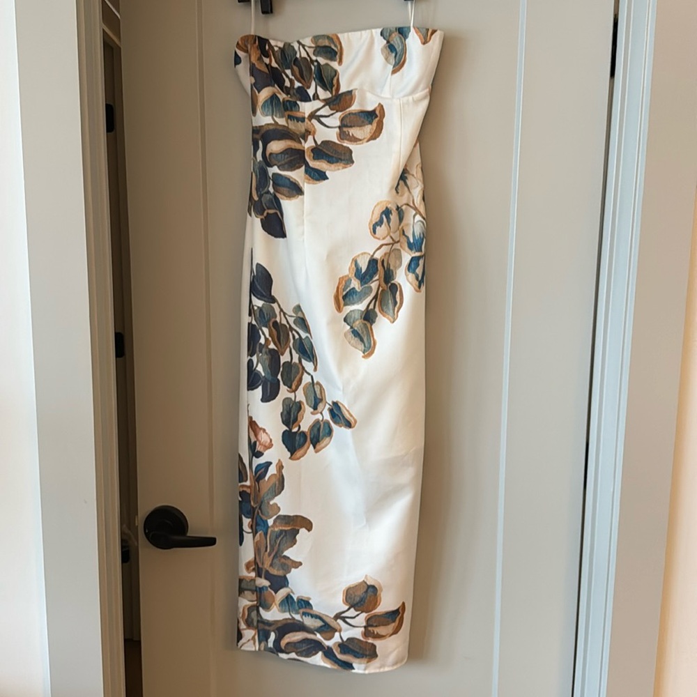 Commense Strapless Dress